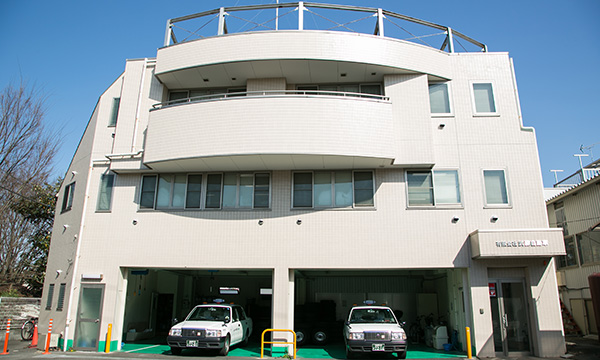 社屋