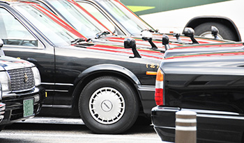 車種・社内設備